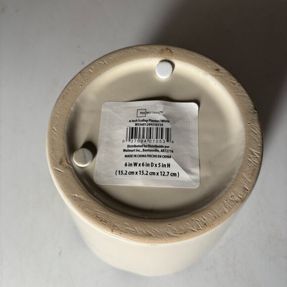 Mainstays Scallop Ceramic Planter White Pot – 6 Inch - Picture 6 of 6